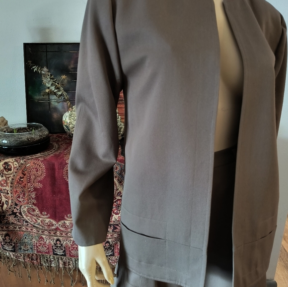 Linda Allard for Ellen Tracy Wool Skirt Set 2 pc. Neutral Khaki - Picture 4 of 11